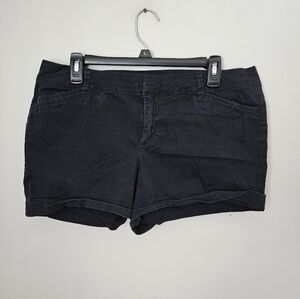 Old Navy Shorts pixie chino black Jack neutral casual summer vacation classic